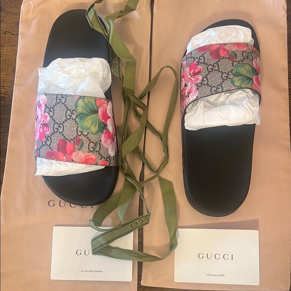 Gucci Floral Slide Sandals - Pink and Green